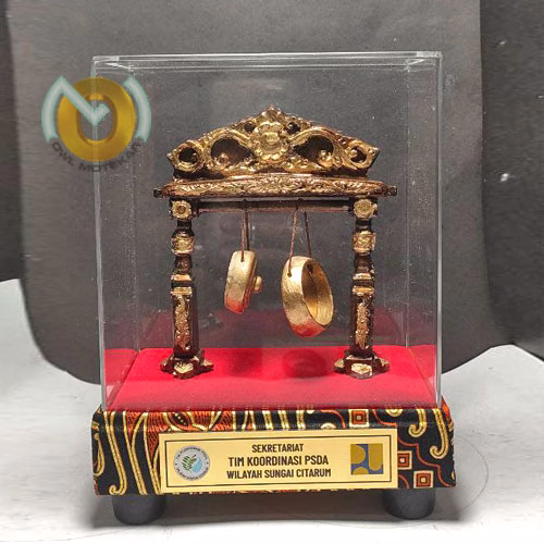 miniatur goong